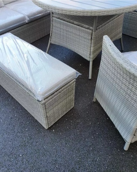 9 seater luxury set of garden furniture in grey rattan