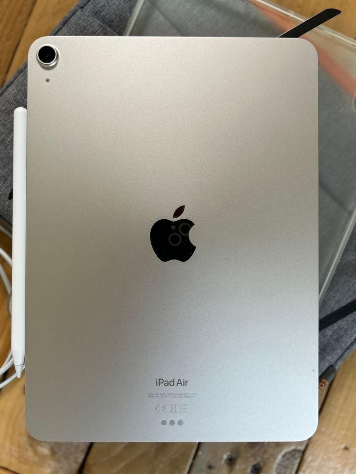 iPad Air 5th Generation 256GB (2022) and 2nd